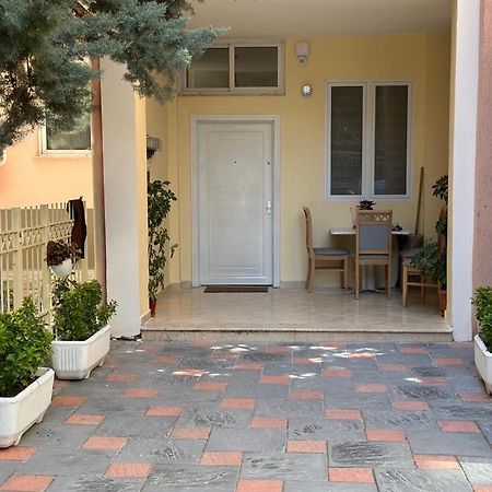 Villa Apartments S&F City Centre 티라나 외부 사진